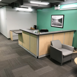 6908f8381323d256981eaa5c_Desking Social